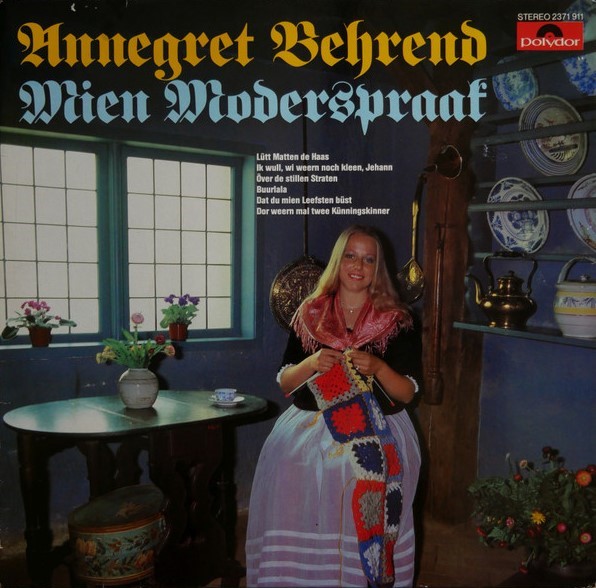 Mien Moderspraak by Annegret Behrend (Album; Polydor; 2371911): Reviews ...