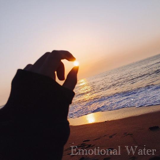 Emotional Water by 美波 [Minami] (EP, J-Pop): Reviews, Ratings, Credits, Song  list - Rate Your Music