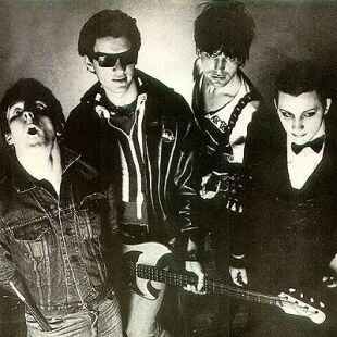 New Rose / Help by The Damned (Single, Punk Rock): Reviews