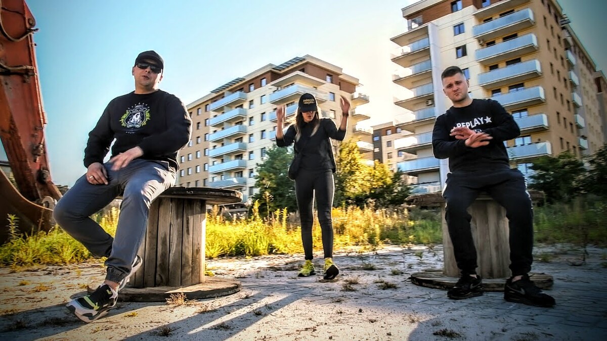 Klimat by Kara, Pajczi & Dack (Music video): Reviews, Ratings, Credits ...