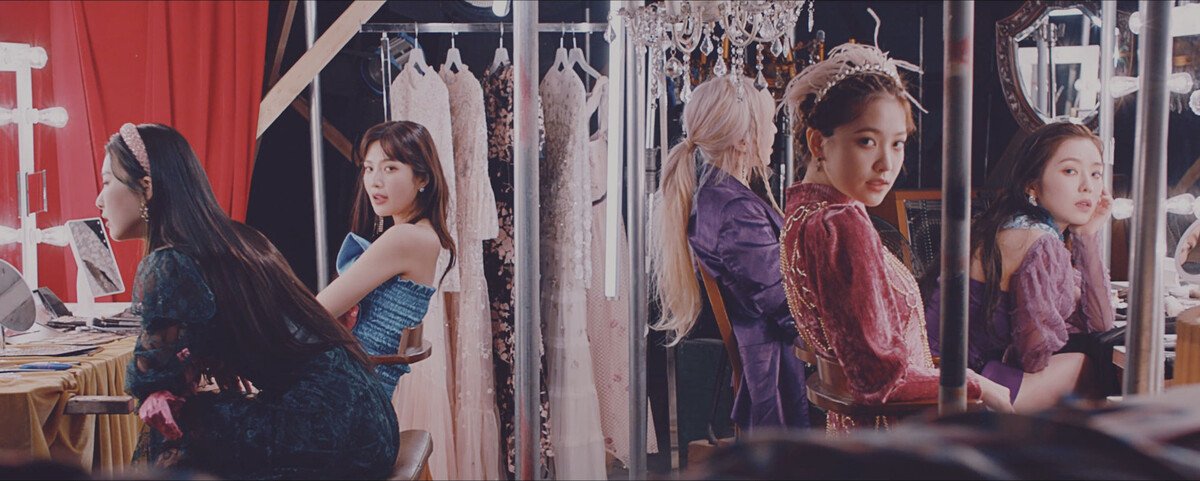 Psycho by Red Velvet (Music video, K-Pop): Reviews, Ratings