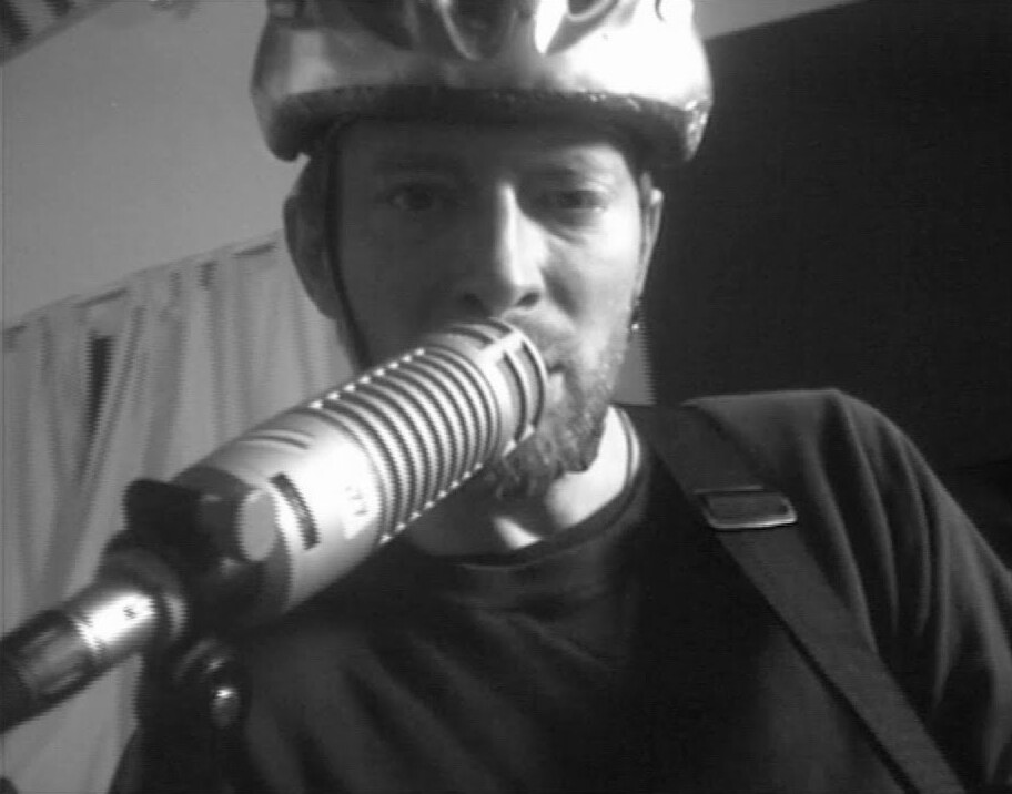 Jigsaw Falling Into Place by Radiohead (Music video, Art Rock) Reviews