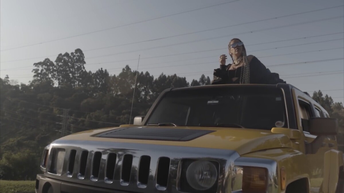 Perdendo o juízo by Flora Matos (Music video): Reviews, Ratings ...