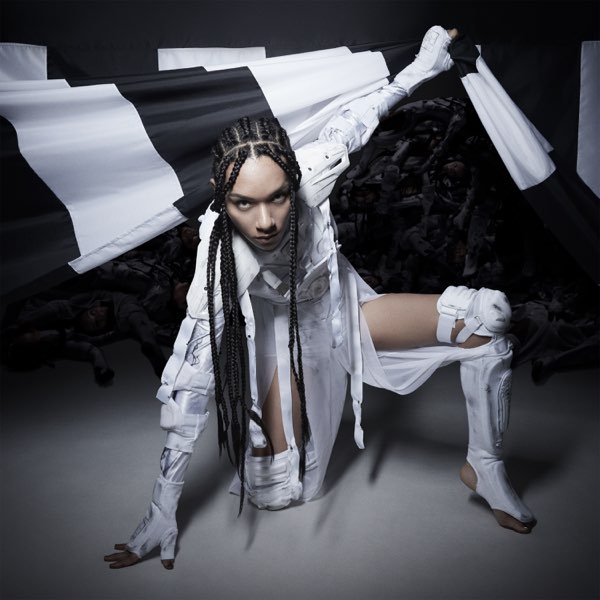 01 by 女王蜂 [Ziyoou-vachi] (Single): Reviews, Ratings