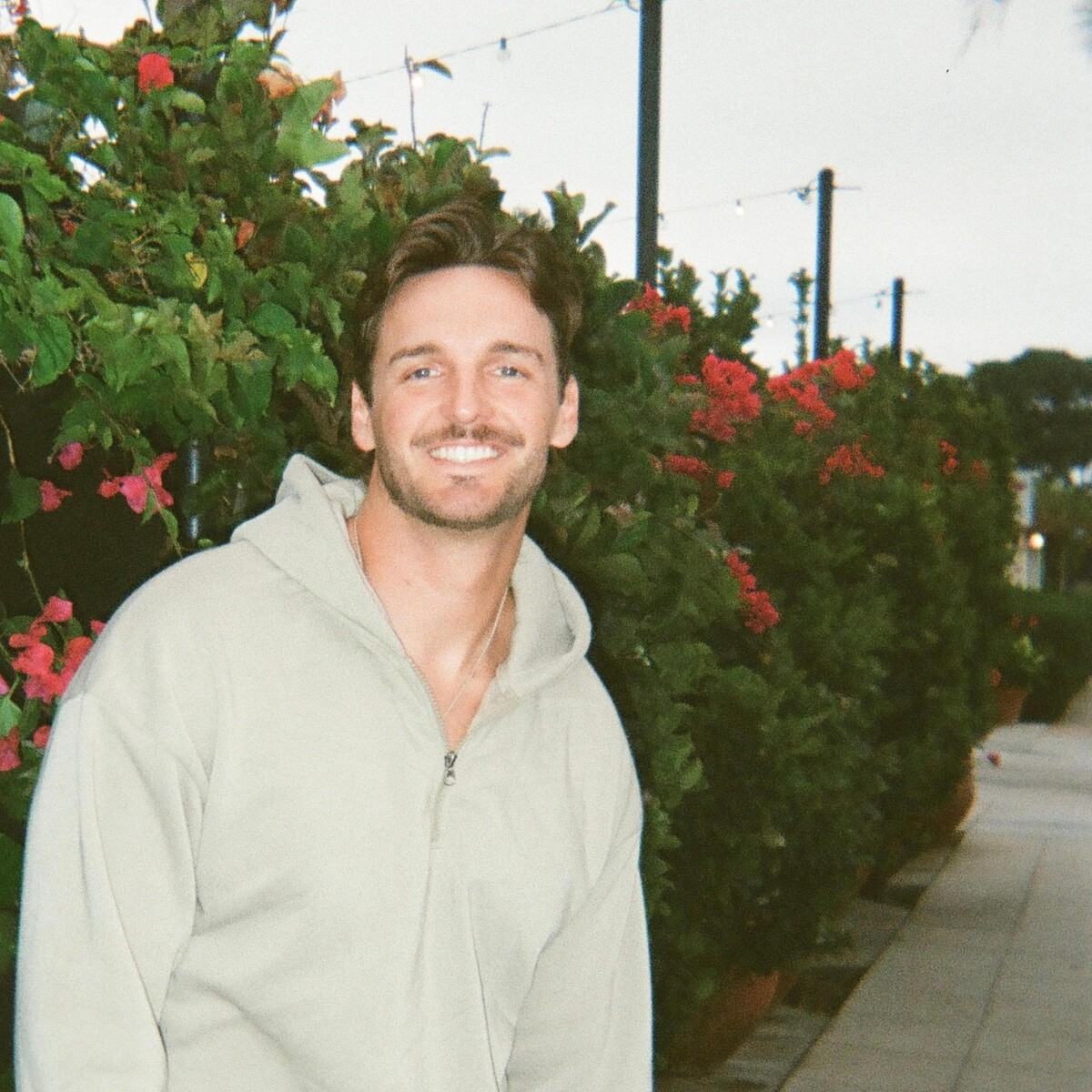 Awake by Logan Seagull (Single, Singer-Songwriter): Reviews, Ratings ...