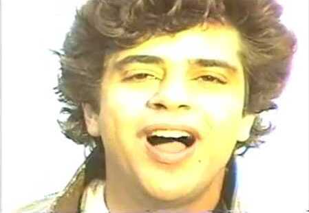 Tempos modernos by Lulu Santos (Music video, New Wave): Reviews