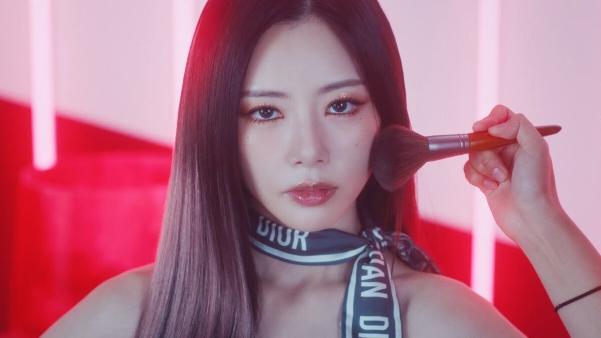 OOTD by Dreamcatcher (Music video, Pop Rock): Reviews, Ratings, Credits ...