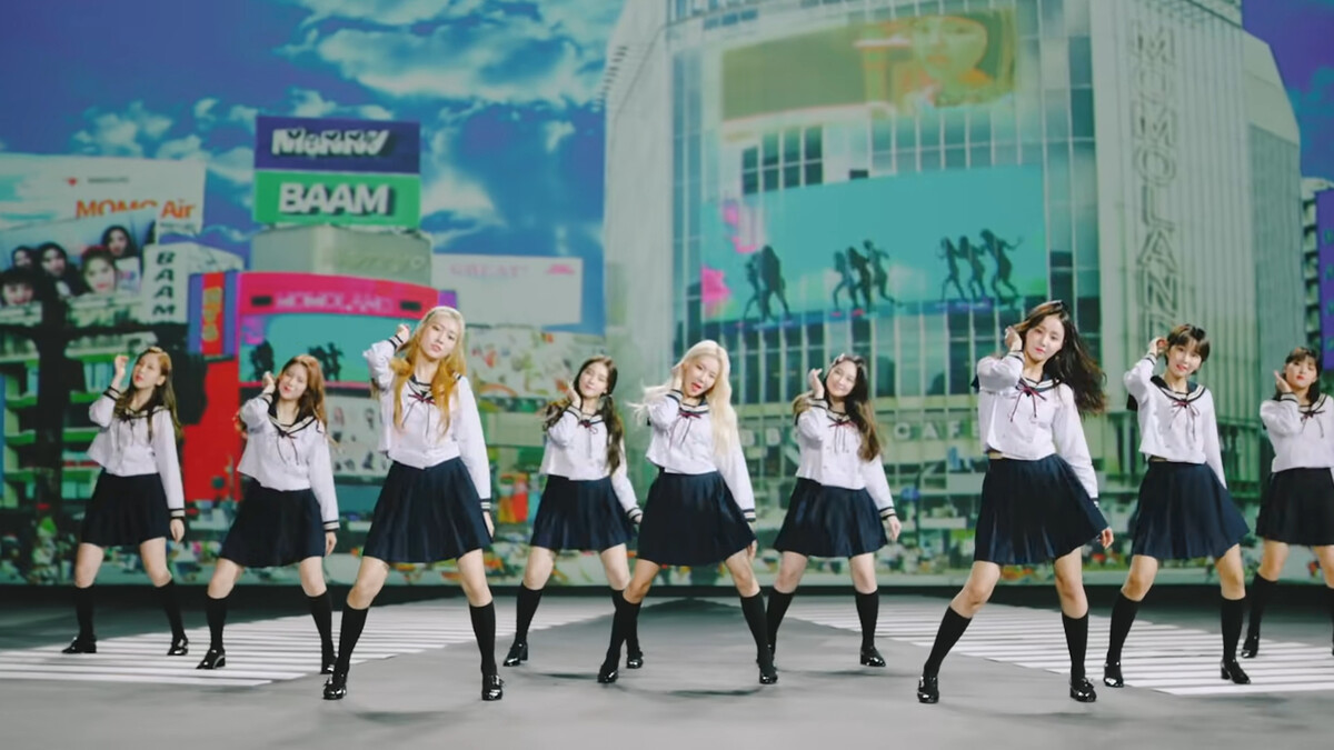 BAAM - Japanese Ver. by MOMOLAND (Music video): Reviews, Ratings 