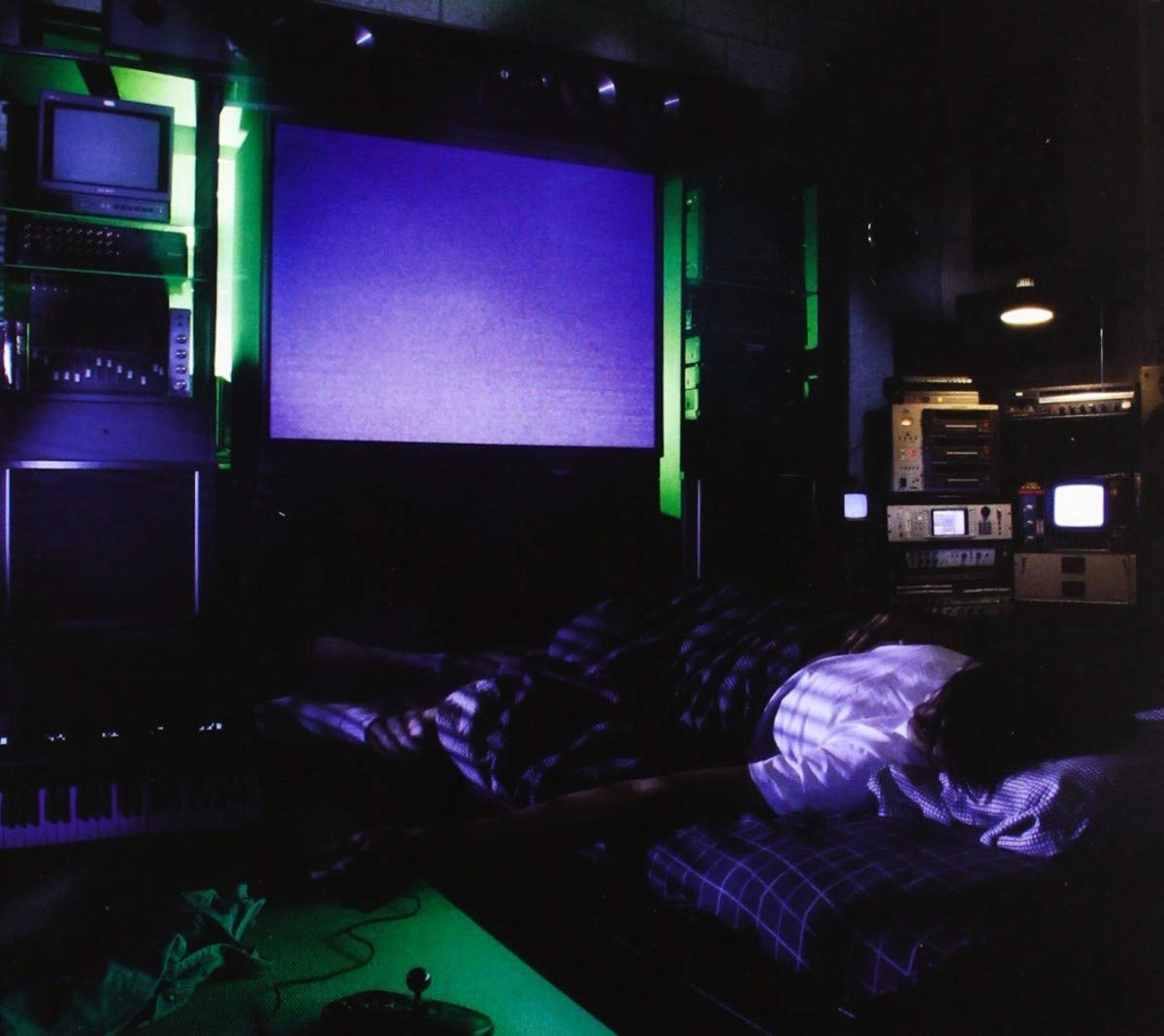 Reviews of Channel Pressure by Ford & Lopatin (Album, Synthpop) [Page 2