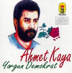 Yorgun Demokrat by Ahmet Kaya album cover