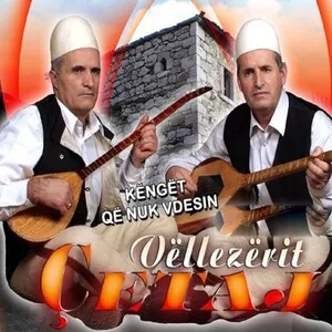 Këngët që nuk vdesin by Vëllezërit Çetaj album cover