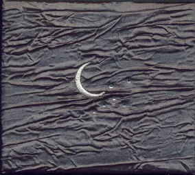 Eyebrow Moon
눈썹달