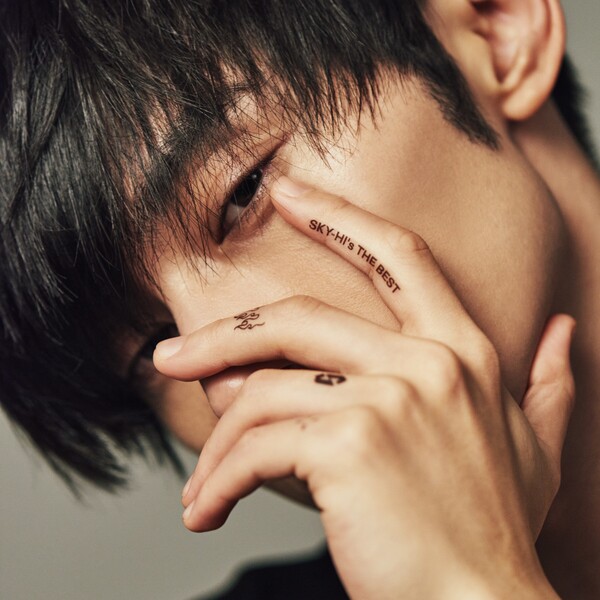 SKY-HI’s THE BEST 完全受注生産限定 AAA 日高光啓 SKY-HI's THE BEST by 日高光啓 [Mitsuhiro Hidaka