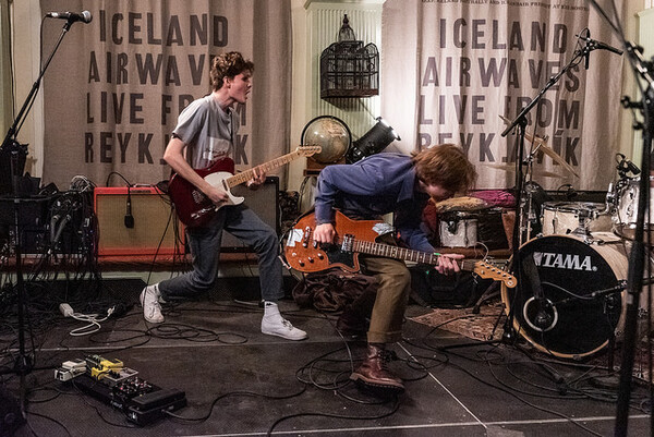 Live on KEXP by black midi (EP, Noise Rock): Reviews, Ratings