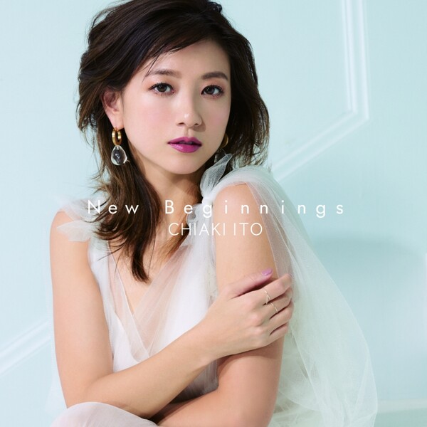 Chiaki Ito Memorial Photo Book 多く 伊藤千晃