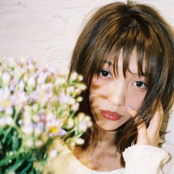 紫苑 / アバケアネ by indigo la End (Single; Warner Japan): Reviews 