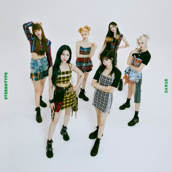 STAYC ステイシー 全員 直筆サイン「STEREOTYPE」アルバム非売品 Kpop Stayc Stereotype Album Photocard Round Corner Self Made