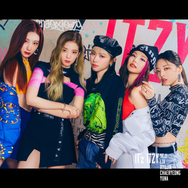 K-POP・アジア mwave itzy It'z ITZY by ITZY (Album, K-Pop): Reviews, Ratings, Credits